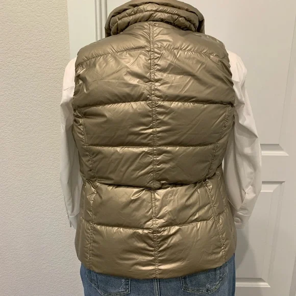 Women's Bronze Puffer Vest - Picture 4 of 9